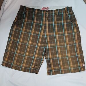 Men's Pacific Blue Plaid Shorts Size 42